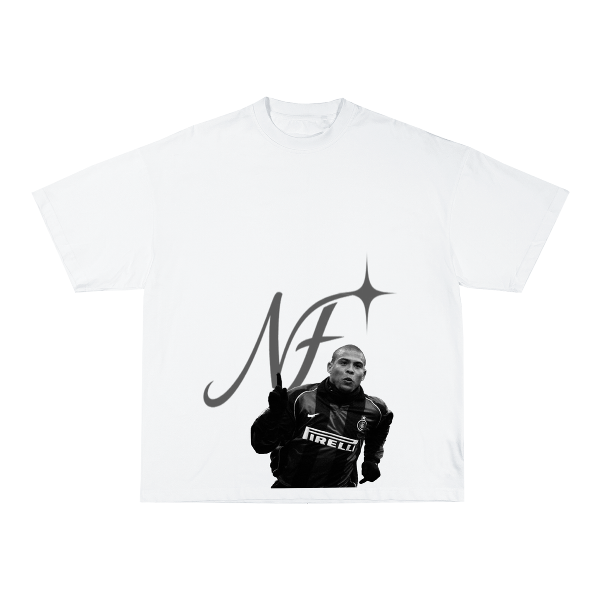 Camiseta "Ronaldo Inter" - Boxy Branca