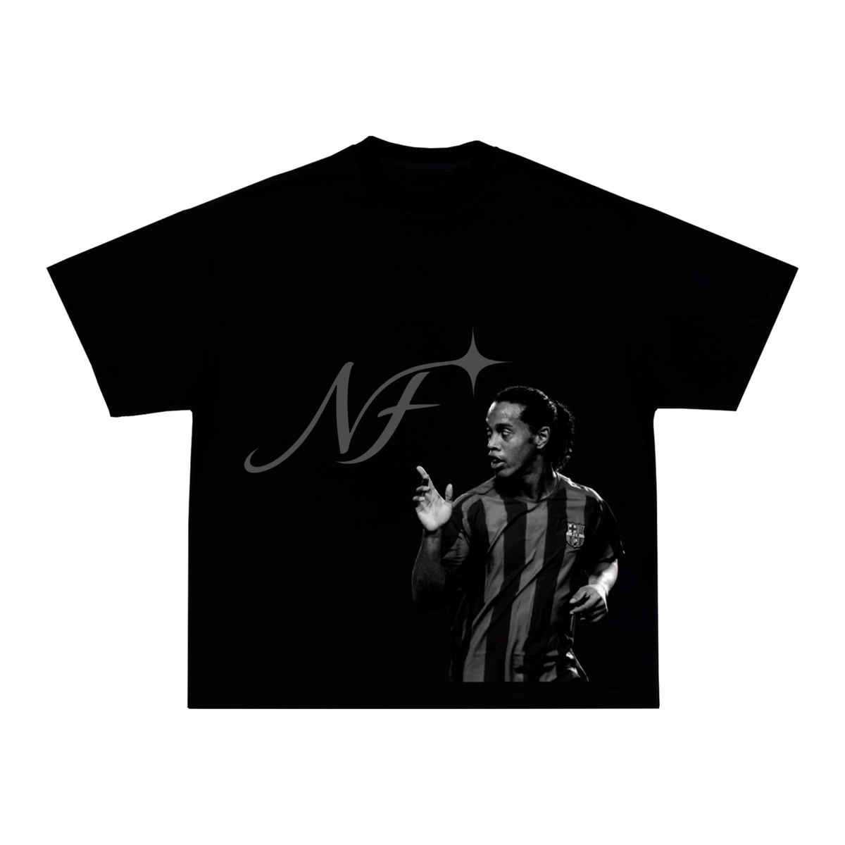 Camiseta "Ronaldinho NF" - Boxy Preta
