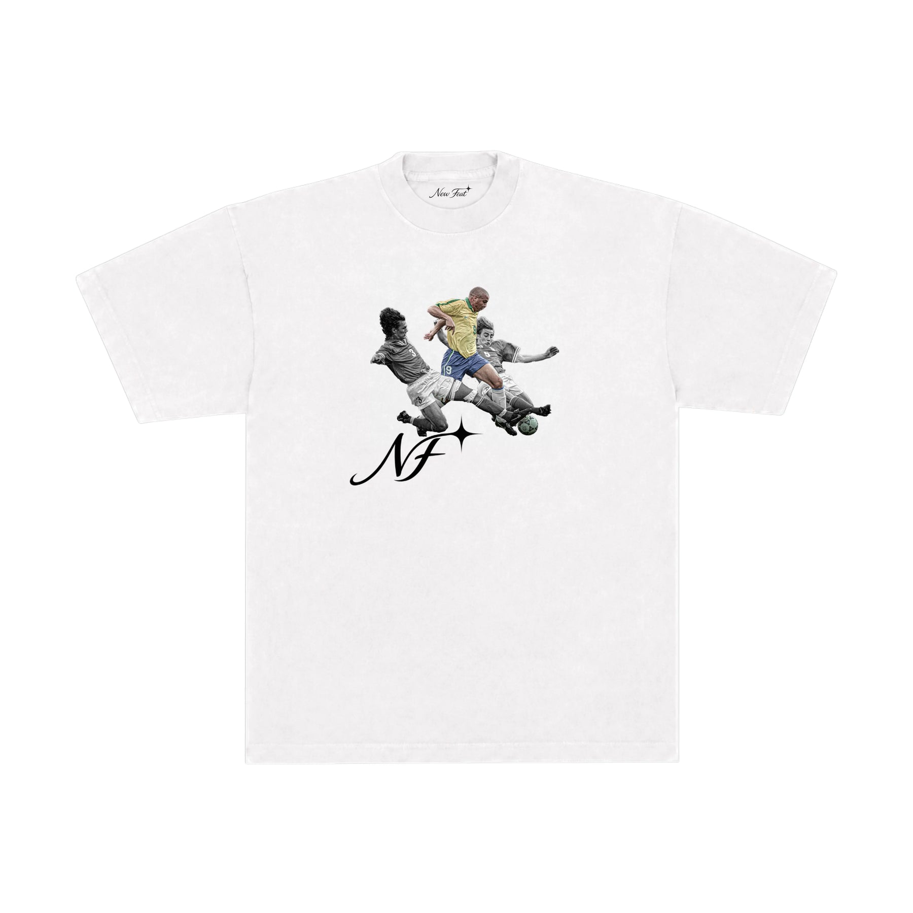 Camiseta Ronaldo Solo - Oversized Branca